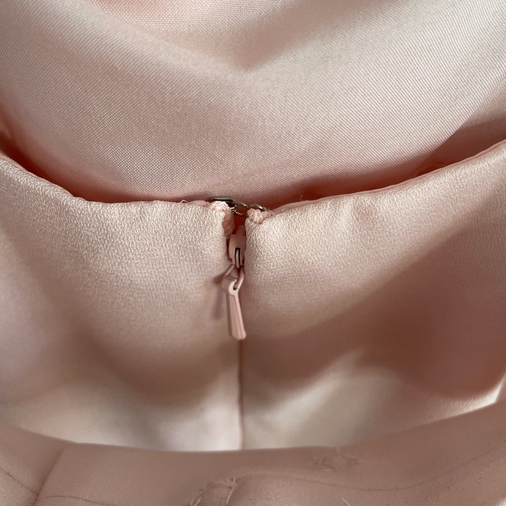 Vera Wang Dress - Picture 11 of 15